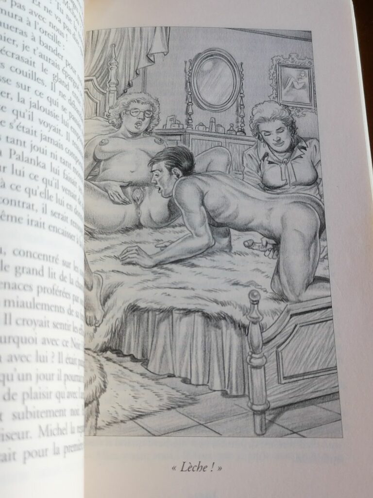 Illustration érotique homme soumis avec deux femmes de Chris pour le roman BDSM Esclavage domestique de Nicolas Stoecklin aux éditions Sabine Fournier, collection les Aphrodisiaques