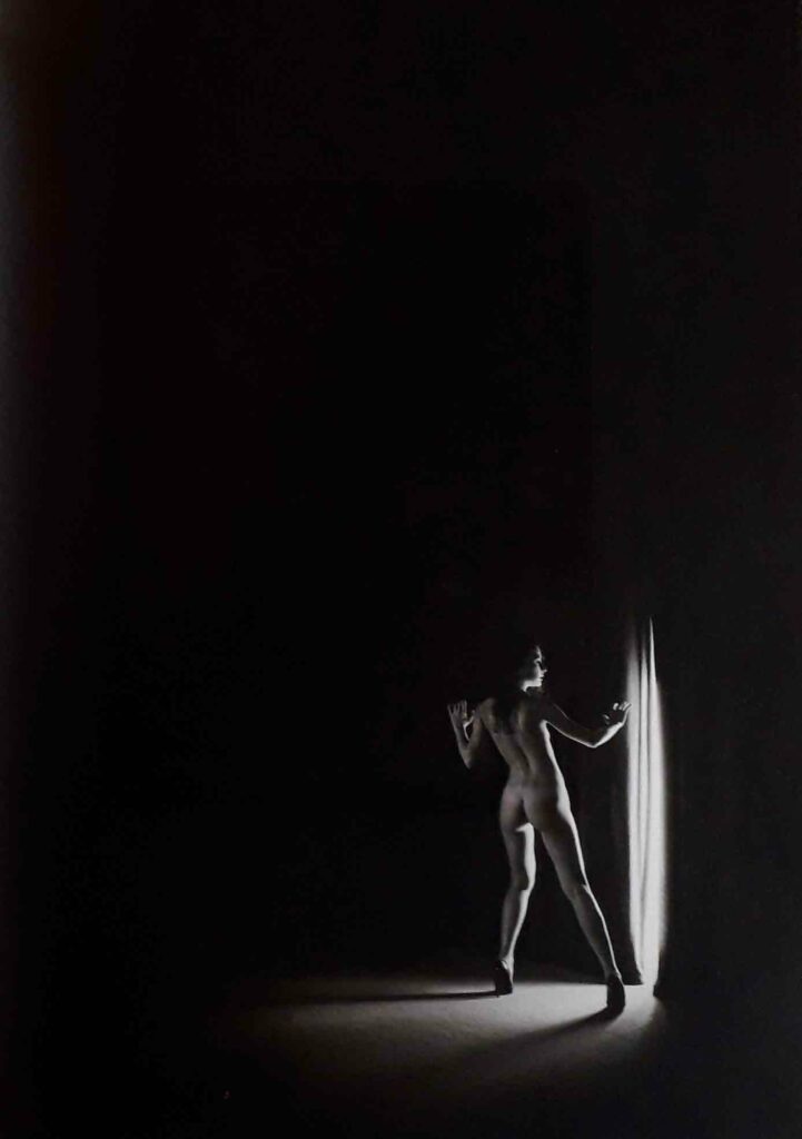 Photographie argentique femme nue par Gilles Berquet