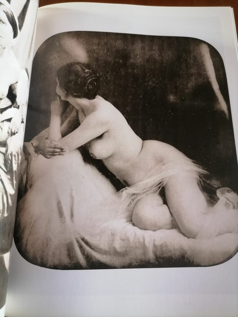 Photo nue féminin début XXe siècle dans le livre Le Nu 1900, Philippe Jullian