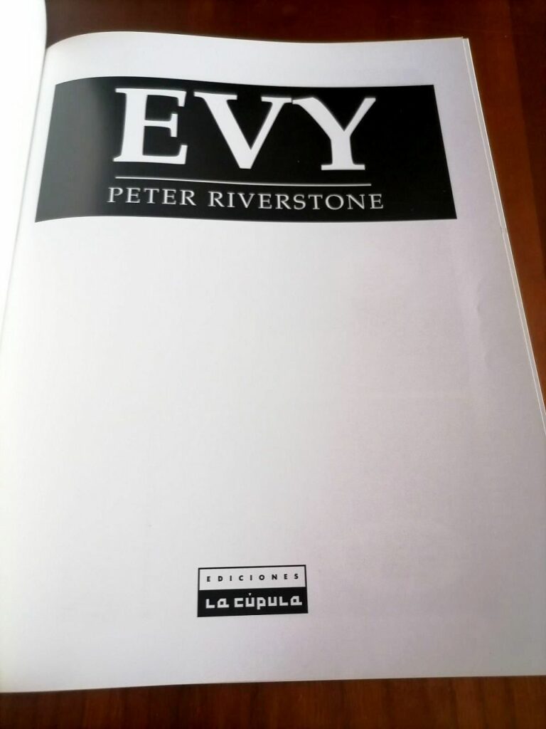 Page de titre de la BD érotique espagnole Evy (Ruines) par Riverstone, édition espagnole La Cupula