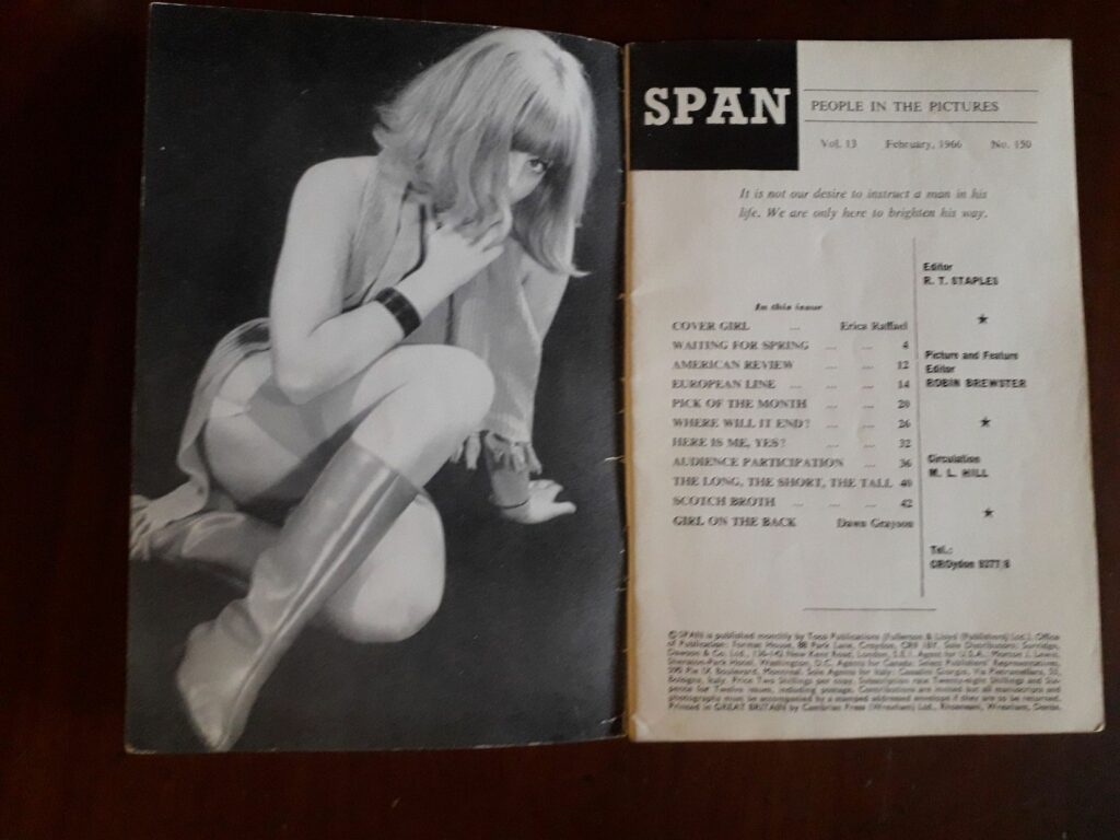 Photo sexy femme en bas et en bottes et le sommaire dans la revue Span n°150, éditions ToCO