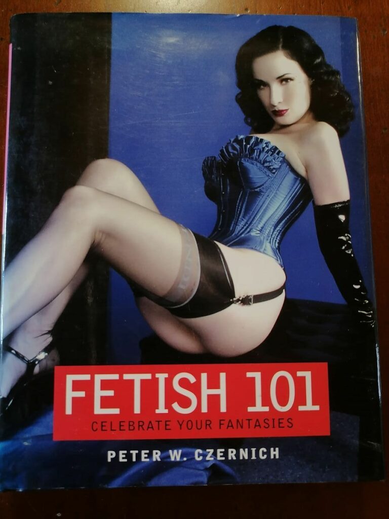 Couverture du livre de photos fétichistes Fetish 101 de Peter W. Czernich (directeur de Marquis magazine), éditions Hylas, 2006