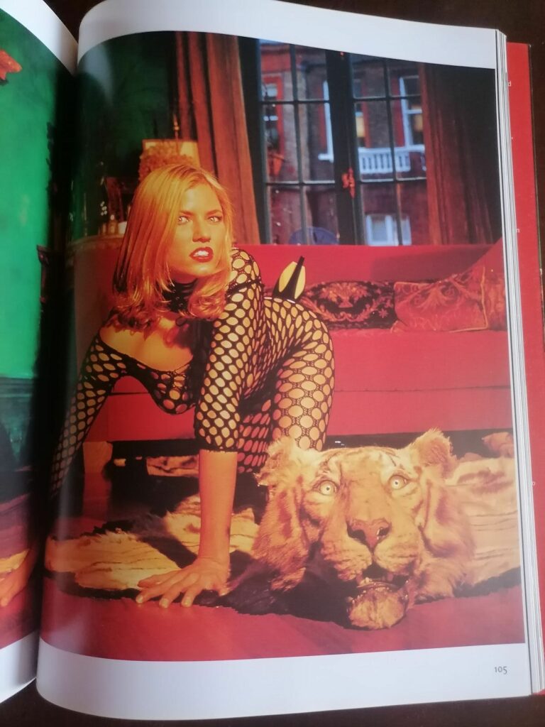 Photographie érotique de Doris Kloster dans le livre Demimonde