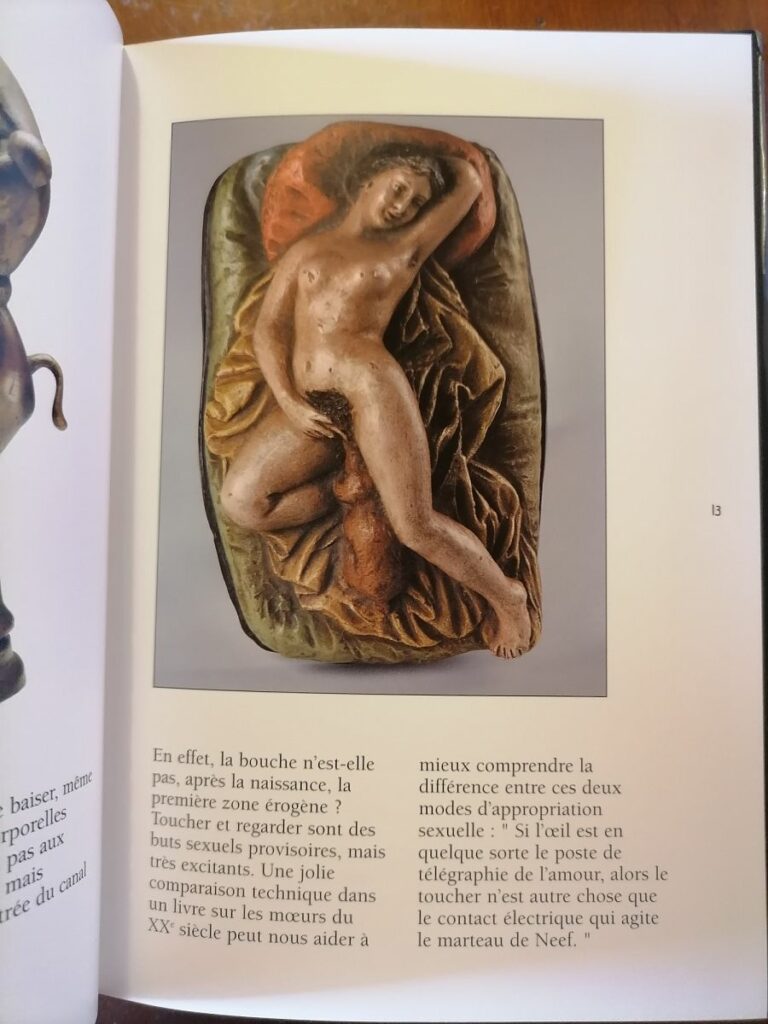 Sculpture érotique dans le livre Les Objets du plaisir, par Hans-Jurgen Dopp aux éditions Parkston Press LTD, 2001