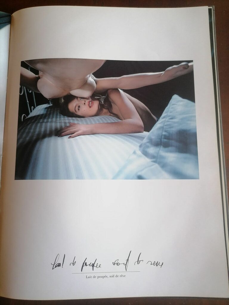 Photographie de Serge Gainsbourg dans le livre Bambou et les poupées, éditions Filipacchi