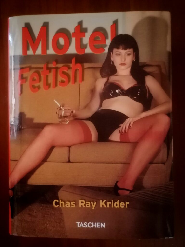 Couverture du livre érotique Motel Fetish de Chas Ray Krider, aux éditions Taschen
