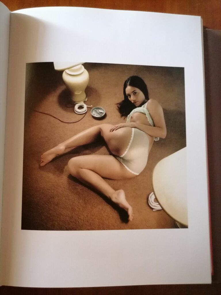 Photo érotique de de Chas Ray Krider dans son livre Motel Fetish aux éditions Taschen